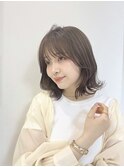 くびれミディアムレイヤーボブニュアンスカラーウェーブヘア