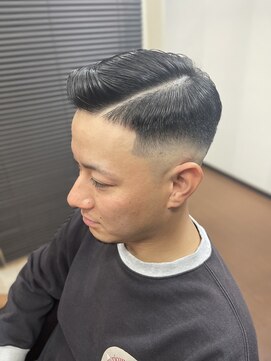 ヘアーメイク クーラ 行橋店(Hair make CURA) ビジネス爽やか清潔感抜群サイドパートメンズカット