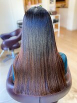 サロンドアンジェ&nbsp;自然なツヤ☆クリニカル縮毛矯正＋カット