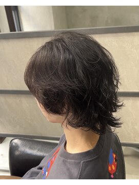 スイッチ(men's SWITCH) ウルフカットミディアムスパイラルパーマツーブロックメンズ