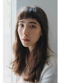 ベビーバング×ゆるウェーブロングで垢抜けヘアに