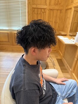 リラ(Rira)の写真/メンズスタイルが得意なスタイリスト在籍◎お洒落な印象を与えるスタイルをご提案！