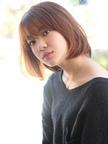 ヴィヴィ(VIVIE)&nbsp;アプリコットオレンジブラウンハイライト切りっぱなしボブ内巻き