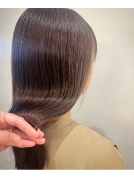 ラトリエコンタン(L´atelier Content) 【shima】つやヘア/さらさらロング