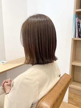 サム 横浜 大倉山(Sum) 結べる長さの切りっぱなしボブ