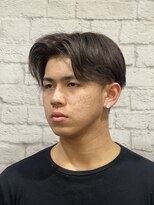 グレイスフル バーバープラチナム 六本木店(Graceful Barber platinum)&nbsp;ツーブセンターパート 