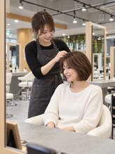 大人女性から人気◎韓国風小顔レイヤーカット&赤みゼロ!韓国風カラー♪