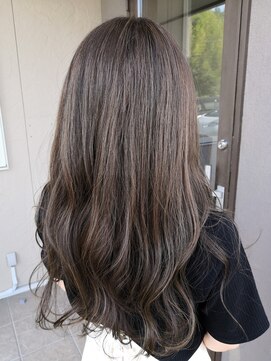 アモンド(Amonde) ハイライトカーキグレー