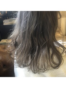 エイチ(H eitf) 原宿H[eitf]エイチ イルミナ＊シースルーカラー