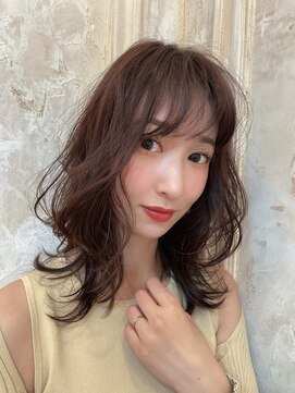 カリーナ(Carina) 大人の愛されゆるふわミディ