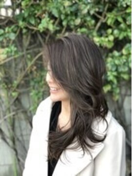 アクアマリン8810 ハチハチイチゼロ(AQUA MARINE 8810) 大人可愛い/ショコラアッシュ/ヘルシースタイル/ふんわりカール