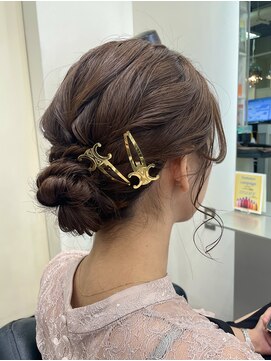 テテ(TETE) シニヨン/お呼ばれヘア