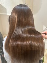 リゴッツ ドゥア プトゥリ(Regottz dua putri)&nbsp;艶々髪質改善黒髪オリーブグレー