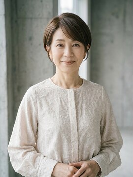 ヘアーサロン 6(hair salon) 大人ふんわり美シルエットショート