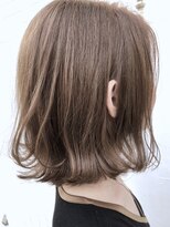 ネイロ(NE/LO)&nbsp;外はねグレージュミディ