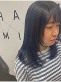 ブルーブラック×ミディアムレイヤー 20代、30代、40代女性