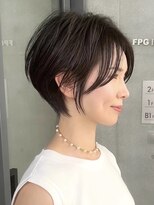 ロビー 表参道(ROBBY) 大人ショート/ひし形シルエット/前髪長め/耳掛け/30代・40代