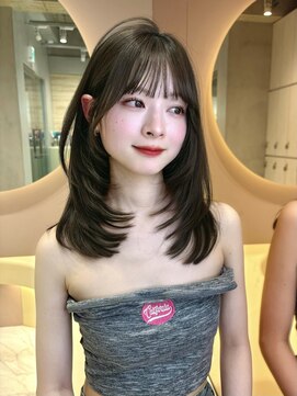 グロー 大宮(GLROW) オリーブベージュ　ブリーチなしダブル　韓国　レイヤーカット