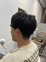 刈り上げパーマスタイル
