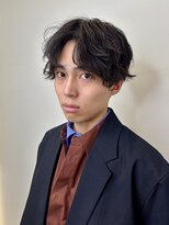 アルティファータ(artifata)&nbsp;センターパート メンズパーマ ニュアンスパーマ