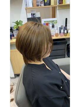 グラムヘアー(glam hair) ショートボブ 30代40代50代/大人可愛い