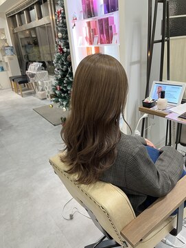 シアーベージュ