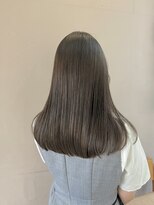 オクユキ(OKUYUKI)&nbsp;オリーブアッシュ×レイヤーロング