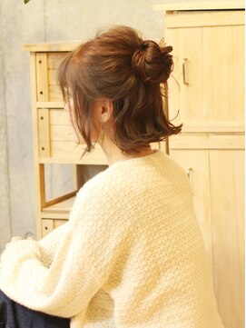 ヘアサロン シロップ(Hair Salon Syrup) 『ボブアレンジ』+『外ハネお団子アレンジ』