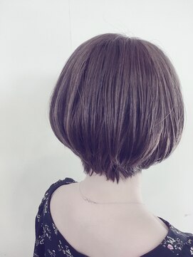 ウルハ(URUHA) 【URUHA】ふんわりショートボブ