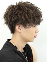 リップス 池袋(LIPPS) ツーブロック　刈り上げ　ツイストスパイラル　パーマ