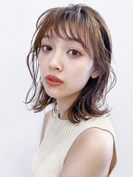 アイティー バイ アルバム 浦和店(IT by ALBUM) ラフカール_カーキグレージュマッシュショート_48025