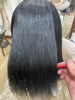 美容室 メザミー MESAMIES 黒髪暗髪ツヤ髪ナチュラルストレート切りっぱなしボブ髪質改善