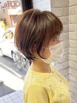 ハピネス クローバー 学園前店(Happiness CLOVER)&nbsp;丸みショート/前髪/顔周りカット/濱崎優/白髪ぼかし
