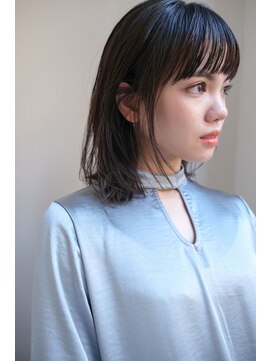 アム(amu) 大人可愛いフルバングボブ