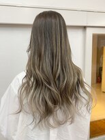 ジュイル ハラジュク(JEWIL HARAJUKU)&nbsp;ロングヘアにピッタリなバレイヤージュ