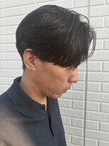 ヒュイル バイ ニアウ(Hwyl by Niau) メンズマッシュセンターパートスパイラルパーマニュアンスパーマ