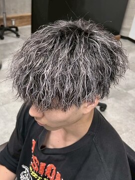 イーラ(era) メンズ刈り上げマッシュ眉毛