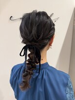 コース(co-th.)&nbsp;ミディアム編みおろしアレンジ結婚式ヘアセット×小野ふゆり