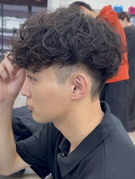 フィフス 札幌大通(fifth) 札幌大通ツイストスパイラルパーマスペインカールフェード強め◆