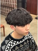 刈り上げ波巻きパーマ