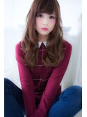 大人かわいい　アンニュイカール　流し前髪