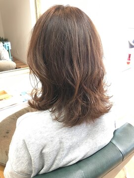 ラキ(laki) スモークベージュ