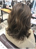 ミントベージュ