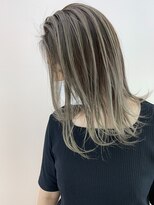 クレア 茅ヶ崎(CREA)&nbsp;バレイヤージュ×ホワイトグレー