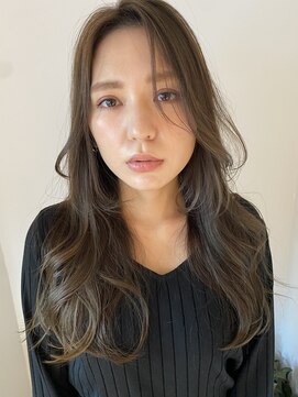 ヴェイン(VEIN) イルミナカラー　小顔　オリーブカラー　セミウェットウェーブ