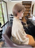 ショートボブ