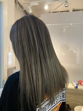 アフィナー 上大岡(Afinar) シャドールーツ