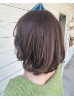 ヒマワリ(HIMAWARI)&nbsp;チョコレートブラウン　グレージュ　ボブ　レイヤーボブ