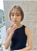ニュアンスショートボブ　顔まわりレイヤー　20代30代40代