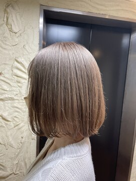 ロッソバイアルター 鎌取(ROSSO by aL-ter) 【ピンクベージュ/マチルダボブ/インナーグレージュ】千葉香奈